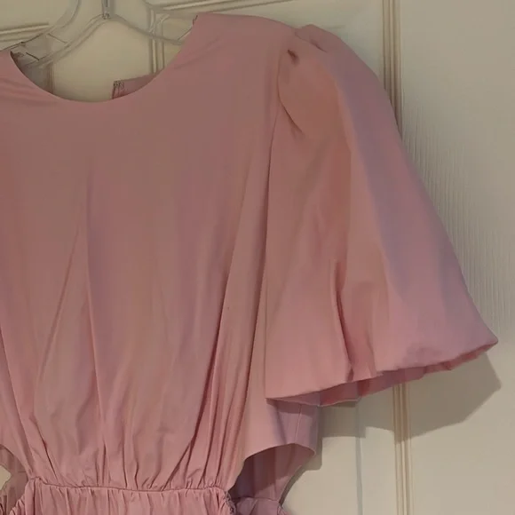 NWT WAYF Pink puff sleeve side cutout Dress in size medium - Picture 5 of 8